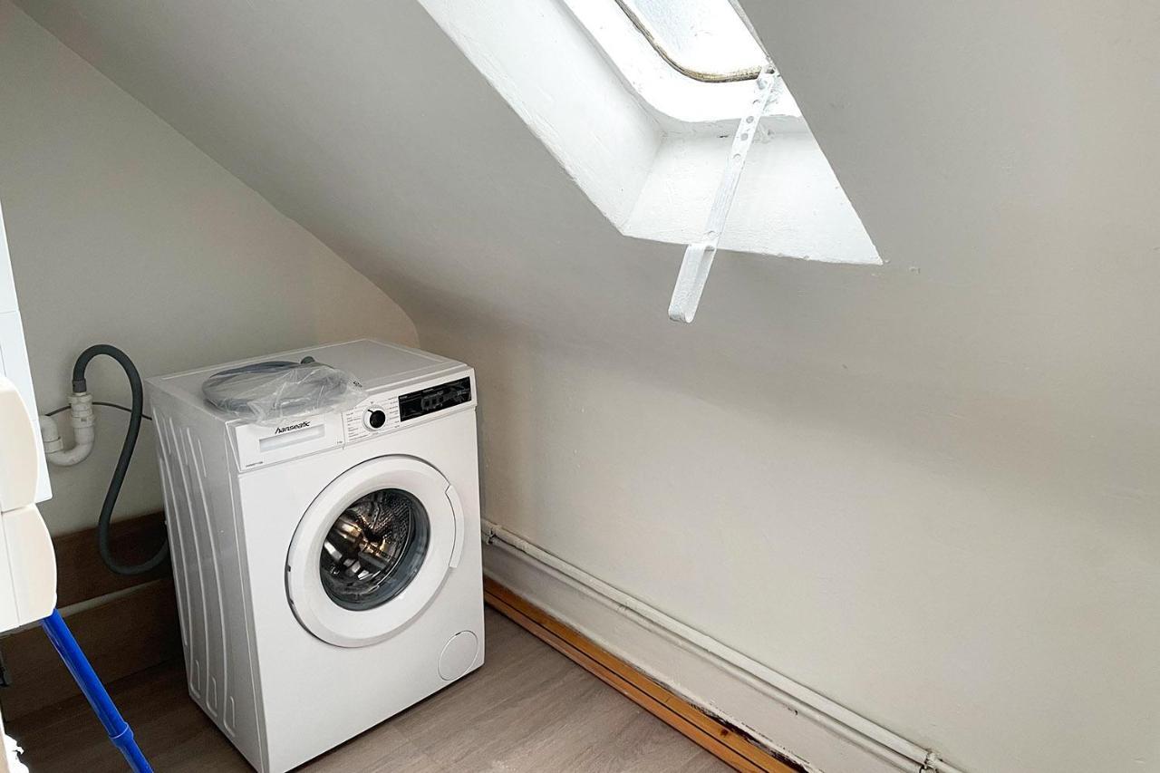 Cozy 2-Room Apartment Брюль Экстерьер фото