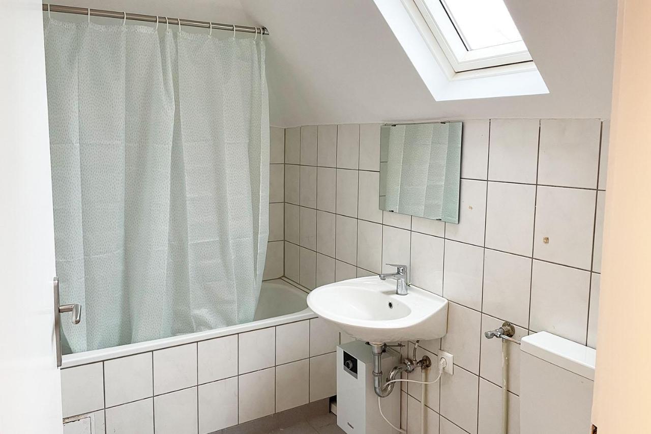 Cozy 2-Room Apartment Брюль Экстерьер фото